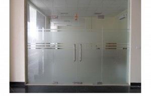 Cửa kính cường lực gia đình